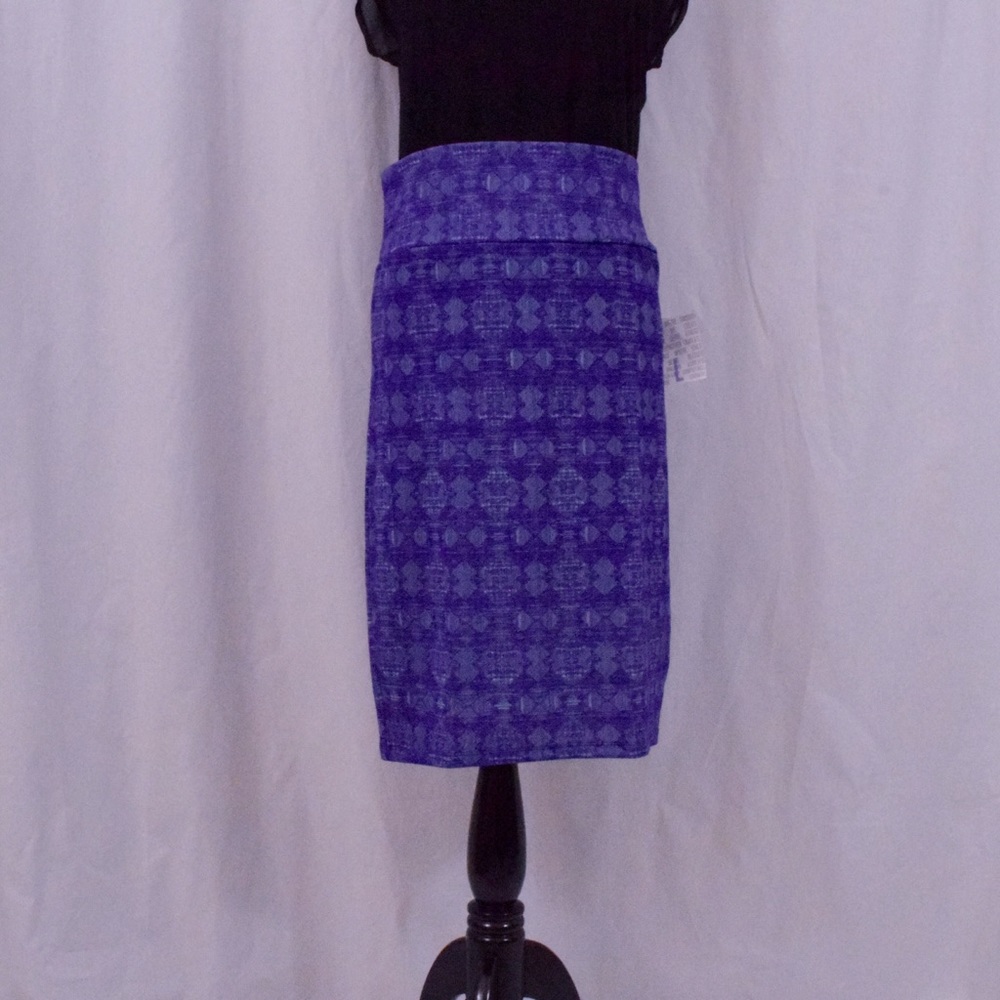 LuLaRoe Cassie Skirt